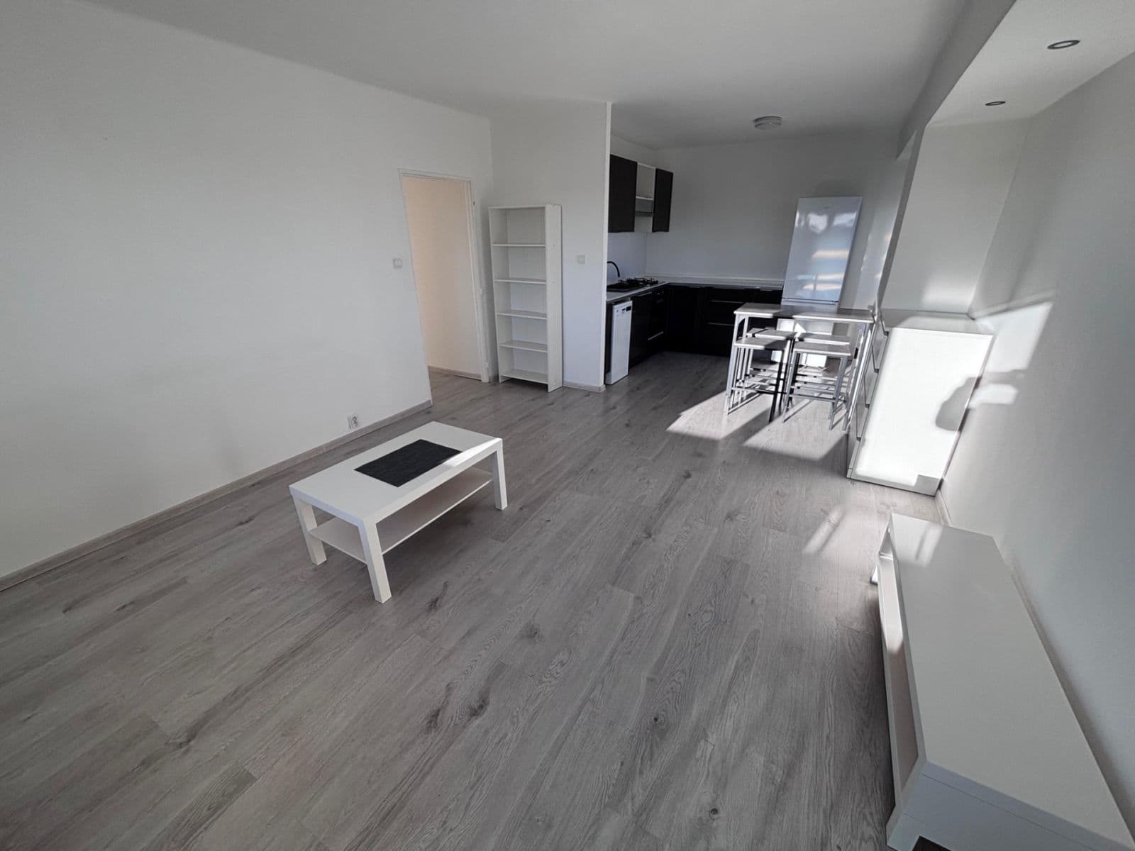 2 bedroom with open-plan kitchen flat to rent, 60 m², Dlouhá třída, Havířov, Moravskoslezský Region 2 bedroom with open-plan kitchen flat to rent, 60 m², Dlouhá třída, Havířov, Moravskoslezský Region