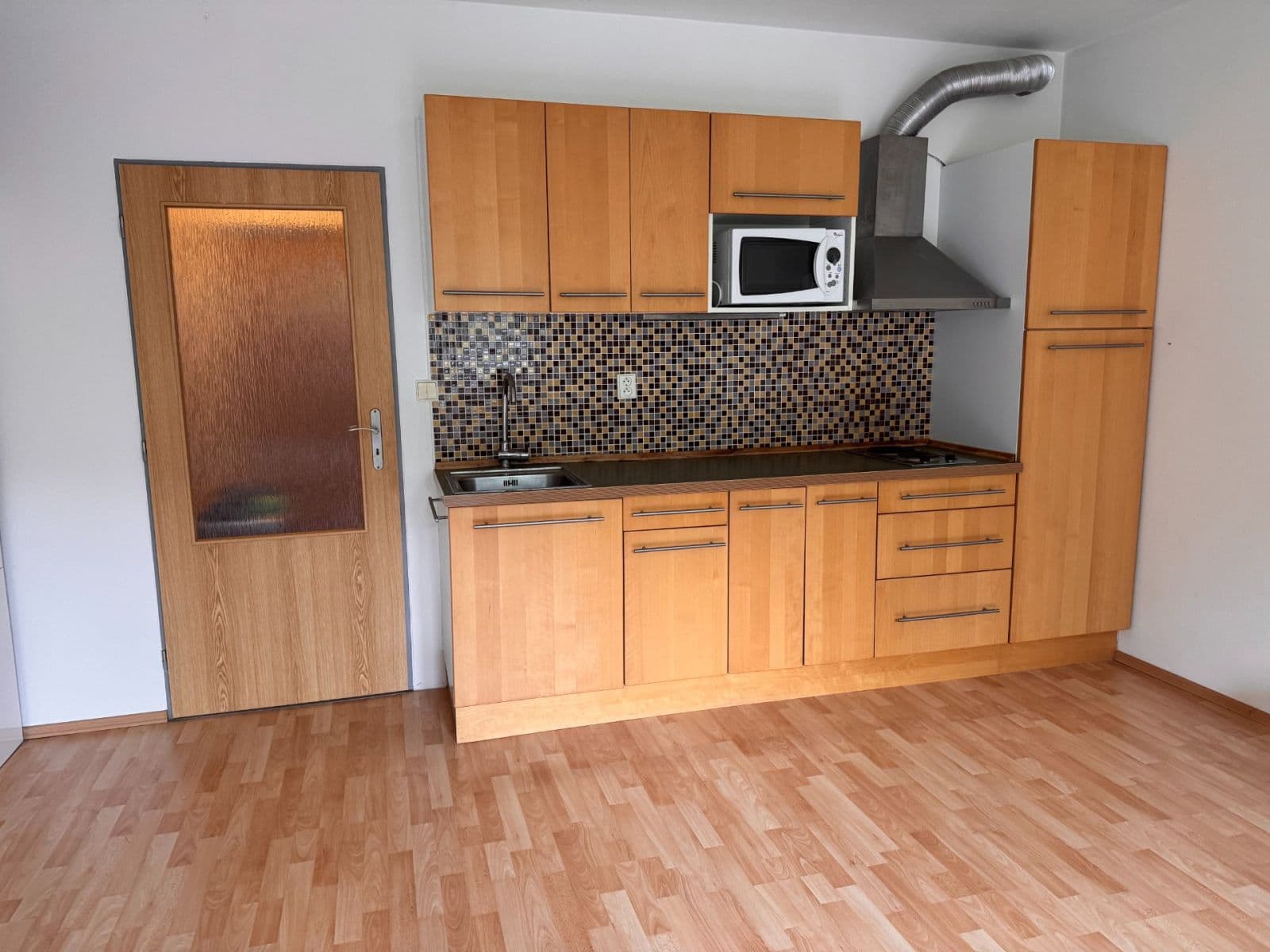 Studio flat to rent, 36 m², Novovysočanská, Prague, Prague Studio flat to rent, 36 m², Novovysočanská, Prague, Prague