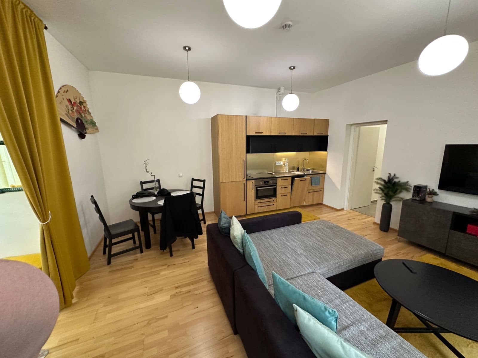 1 bedroom with open-plan kitchen flat to rent, 54 m², Tyršova, Prague, Prague 1 bedroom with open-plan kitchen flat to rent, 54 m², Tyršova, Prague, Prague