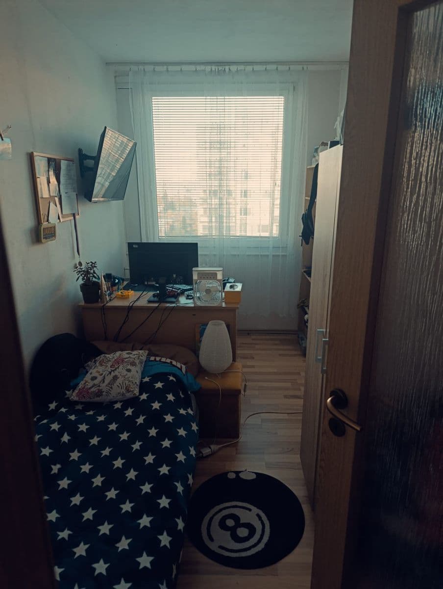 2 bedroom with open-plan kitchen flat to rent, 65 m², Tererova, Prague, Prague 2 bedroom with open-plan kitchen flat to rent, 65 m², Tererova, Prague, Prague