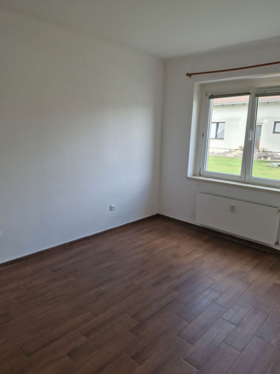 3 bedroom flat to rent, 99 m², K Silu, Vysoký Újezd, Středočeský Region 3 bedroom flat to rent, 99 m², K Silu, Vysoký Újezd, Středočeský Region