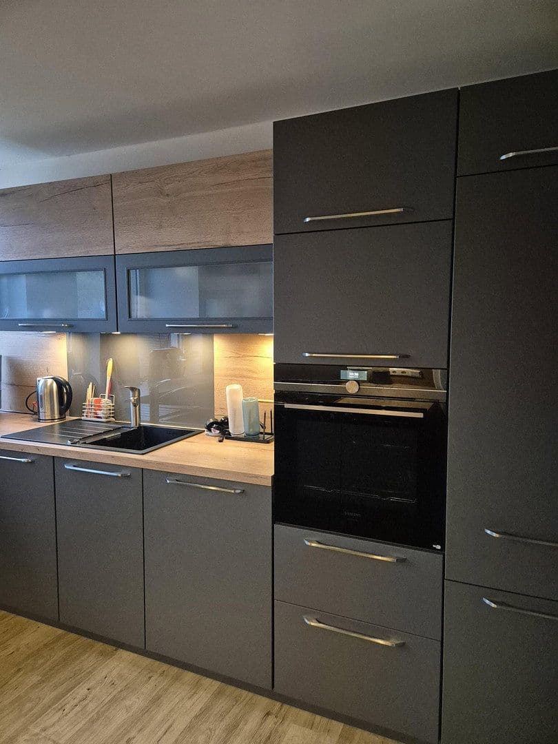 2 bedroom with open-plan kitchen flat to rent, 131 m², Hindenburgsstr. 30, Langenhagen, Lower Saxony 2 bedroom with open-plan kitchen flat to rent, 131 m², Hindenburgsstr. 30, Langenhagen, Lower Saxony