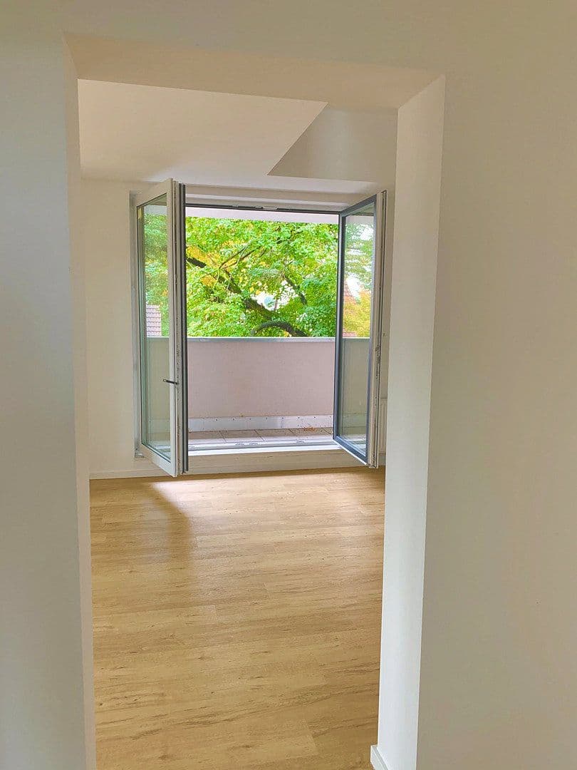 2 bedroom with open-plan kitchen flat to rent, 131 m², Hindenburgsstr. 30, Langenhagen, Lower Saxony 2 bedroom with open-plan kitchen flat to rent, 131 m², Hindenburgsstr. 30, Langenhagen, Lower Saxony