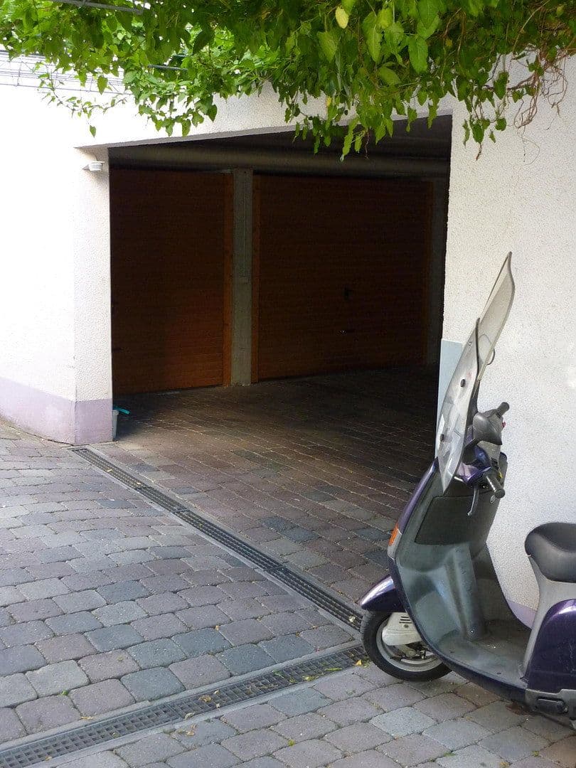 garage to rent, 0 m², Sebastian-Lotzer-Straße 16, Böblingen, Baden-Württemberg garage to rent, 0 m², Sebastian-Lotzer-Straße 16, Böblingen, Baden-Württemberg