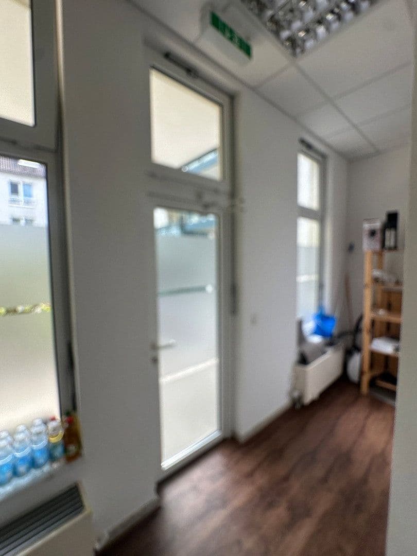 non-residential property to rent, 90 m², Alte Heerstr. 16, Kaarst, North Rhine-Westphalia non-residential property to rent, 90 m², Alte Heerstr. 16, Kaarst, North Rhine-Westphalia