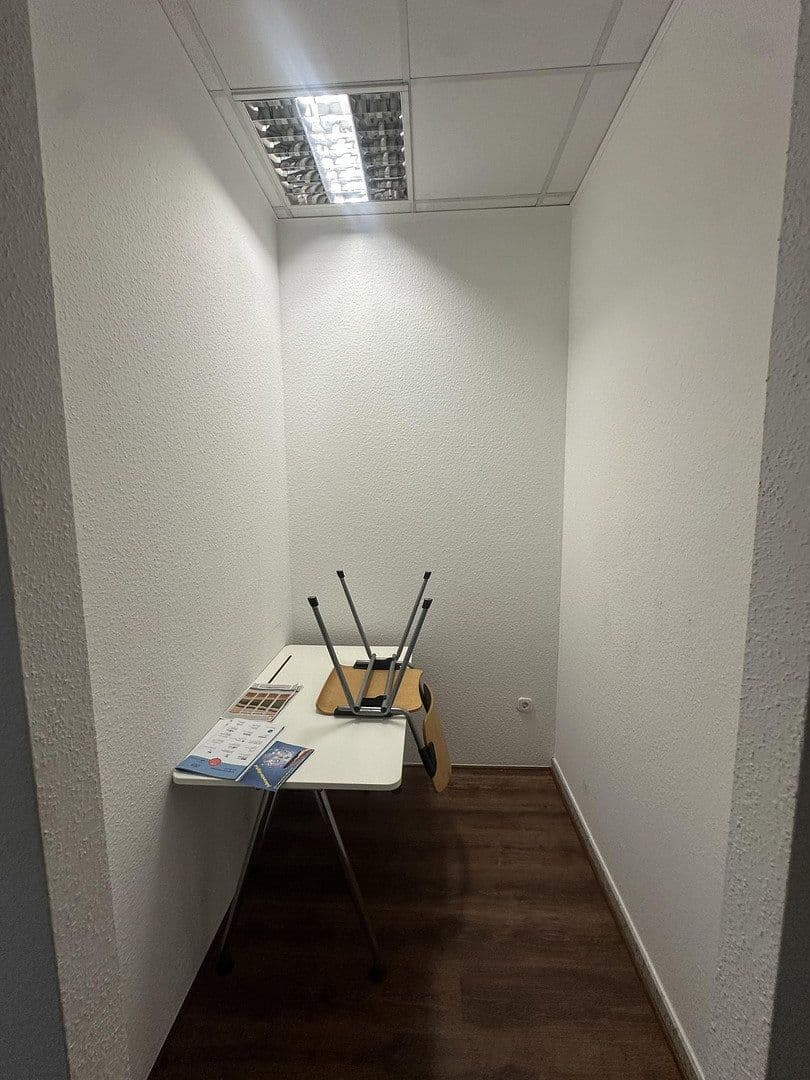 non-residential property to rent, 90 m², Alte Heerstr. 16, Kaarst, North Rhine-Westphalia non-residential property to rent, 90 m², Alte Heerstr. 16, Kaarst, North Rhine-Westphalia