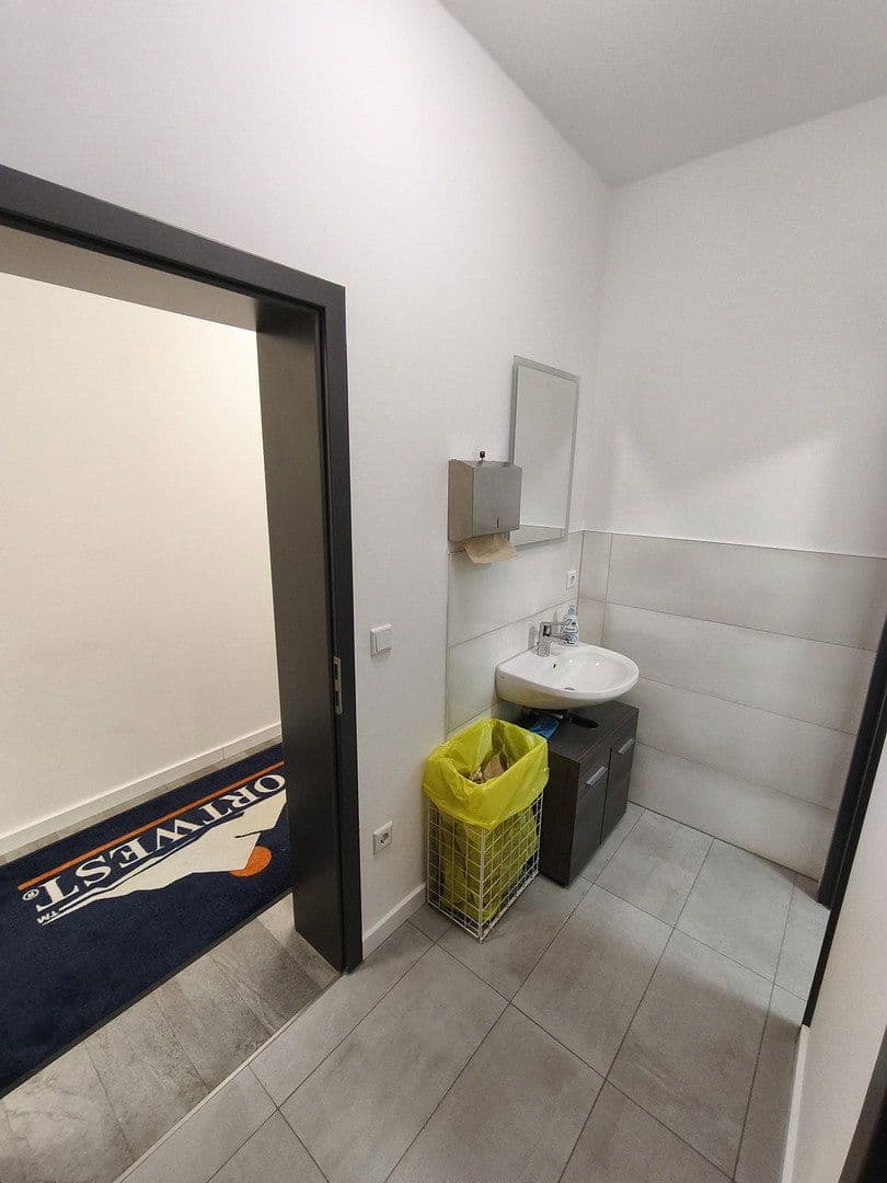 non-residential property for sale, 1,180 m², Im Riemen 50, Babenhausen, Hesse non-residential property for sale, 1,180 m², Im Riemen 50, Babenhausen, Hesse