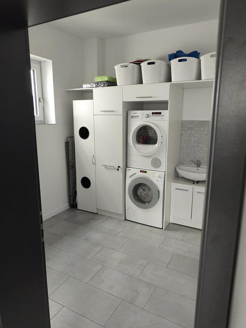 non-residential property for sale, 1,180 m², Im Riemen 50, Babenhausen, Hesse non-residential property for sale, 1,180 m², Im Riemen 50, Babenhausen, Hesse