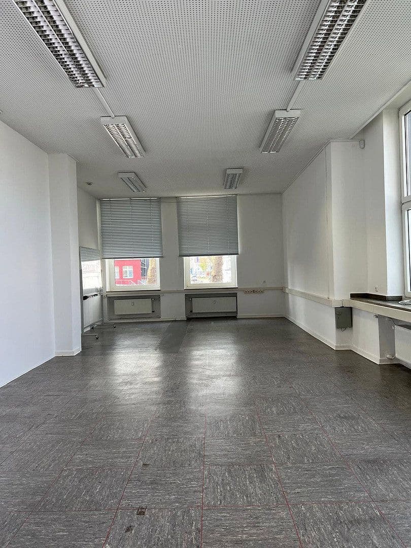 office to rent, 600 m², Magdeburgerstrasse 37, Gelsenkirchen, North Rhine-Westphalia office to rent, 600 m², Magdeburgerstrasse 37, Gelsenkirchen, North Rhine-Westphalia