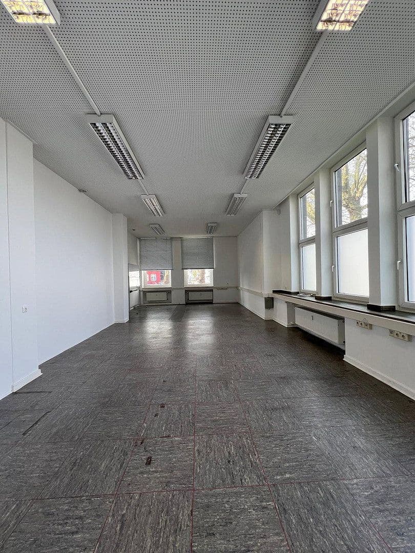 office to rent, 600 m², Magdeburgerstrasse 37, Gelsenkirchen, North Rhine-Westphalia office to rent, 600 m², Magdeburgerstrasse 37, Gelsenkirchen, North Rhine-Westphalia