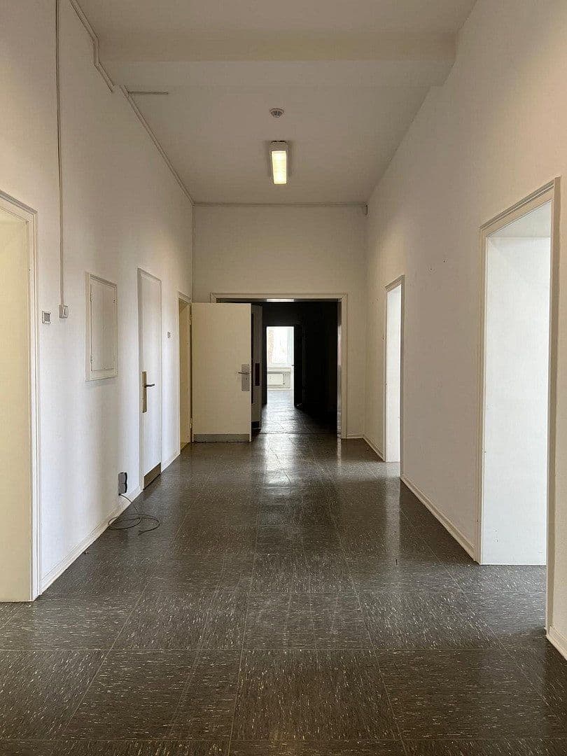 office to rent, 600 m², Magdeburgerstrasse 37, Gelsenkirchen, North Rhine-Westphalia office to rent, 600 m², Magdeburgerstrasse 37, Gelsenkirchen, North Rhine-Westphalia