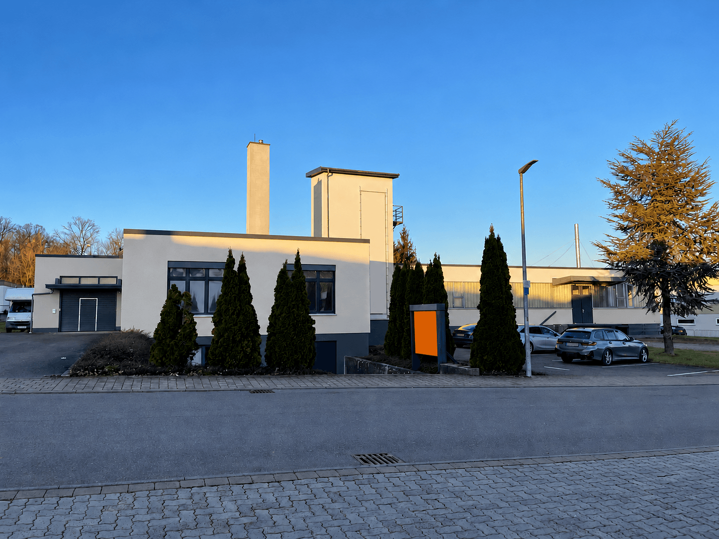 non-residential property to rent, 1,543 m², Heiningen, Baden-Württemberg non-residential property to rent, 1,543 m², Heiningen, Baden-Württemberg