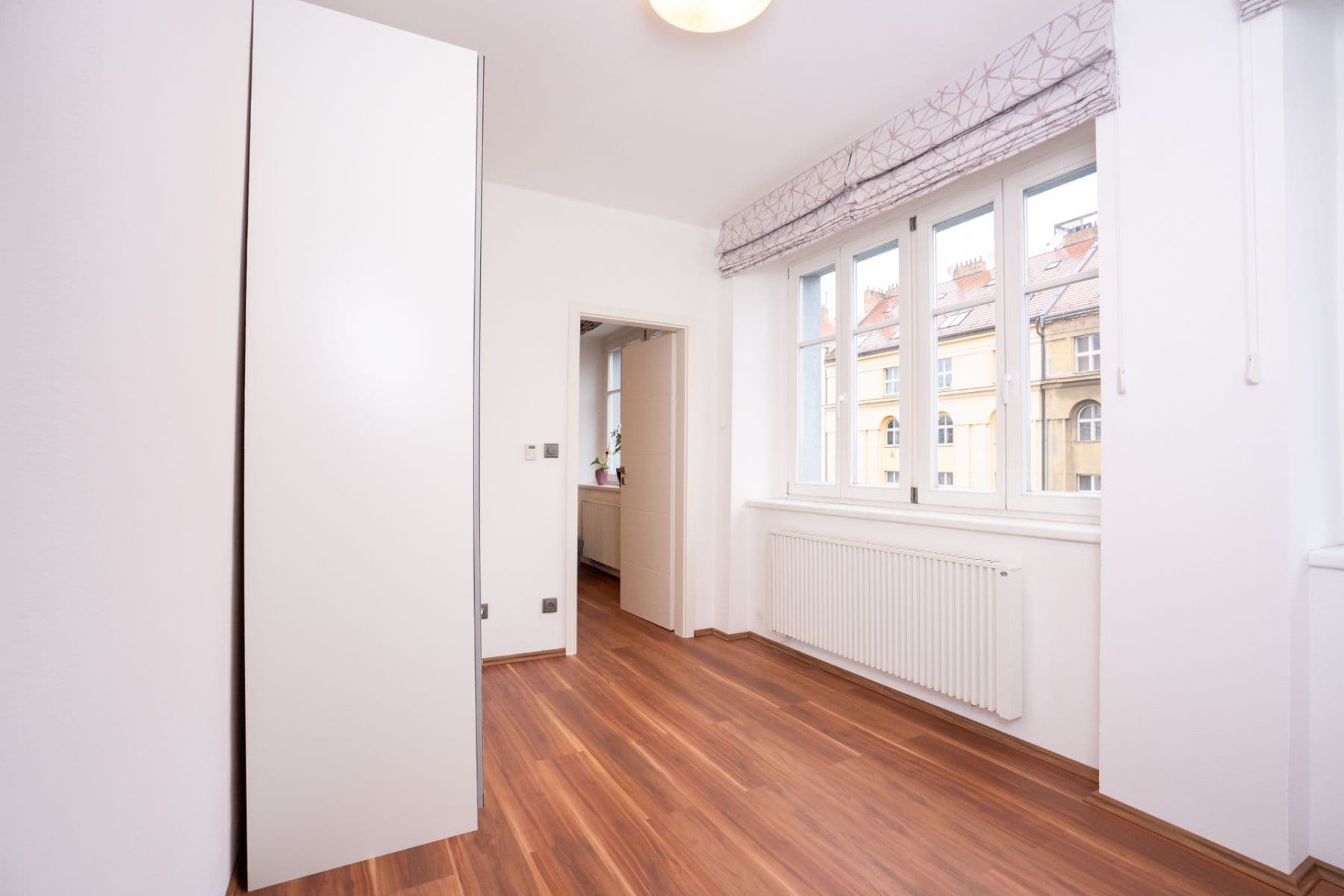 2 bedroom with open-plan kitchen flat to rent, 63 m², Boleslavská, Prague, Prague 2 bedroom with open-plan kitchen flat to rent, 63 m², Boleslavská, Prague, Prague
