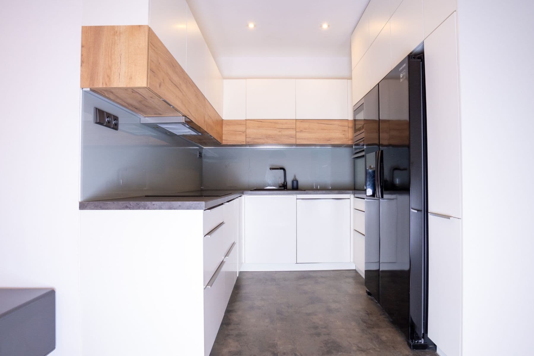 2 bedroom with open-plan kitchen flat to rent, 63 m², Boleslavská, Prague, Prague 2 bedroom with open-plan kitchen flat to rent, 63 m², Boleslavská, Prague, Prague