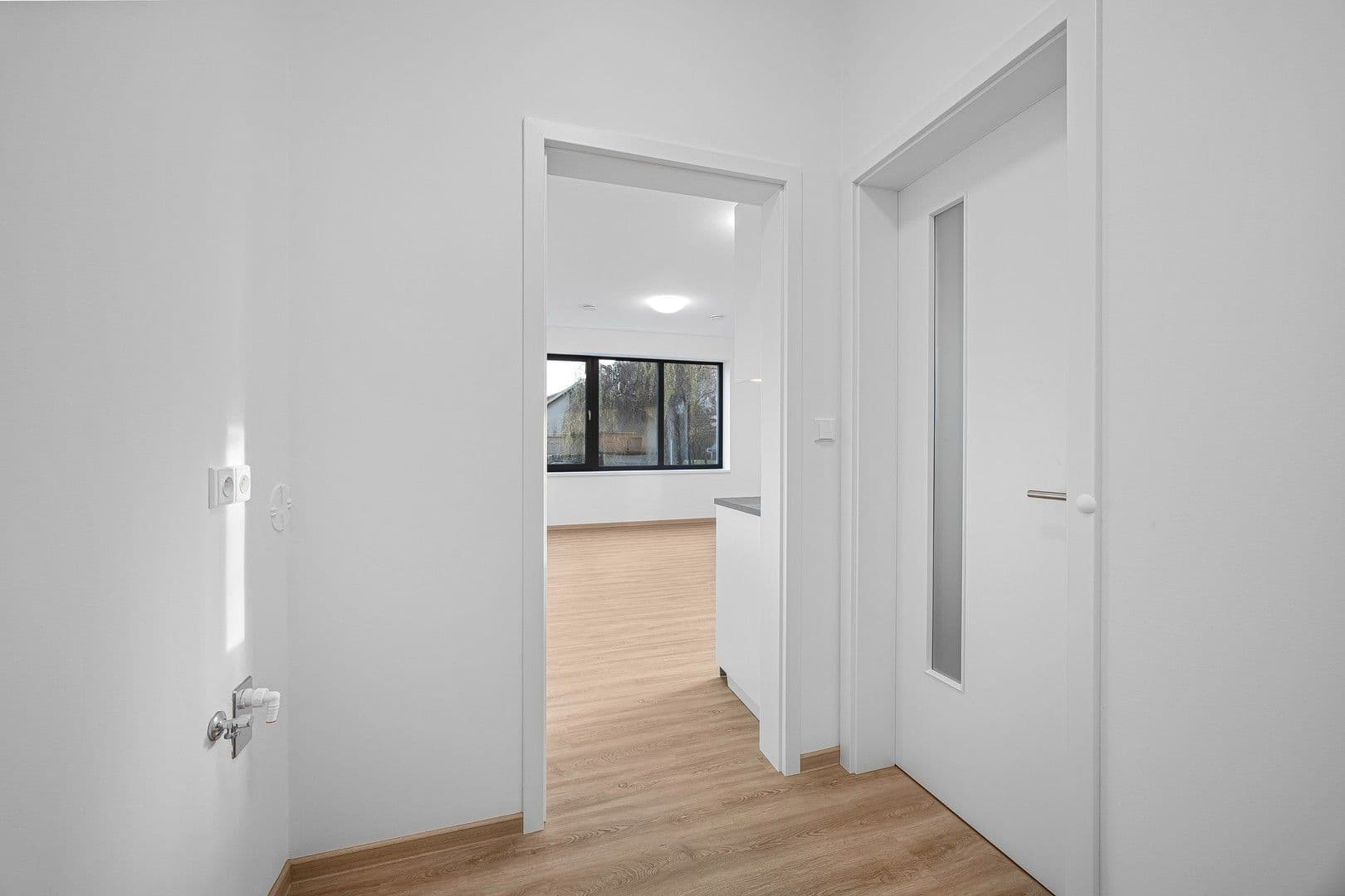 Studio flat to rent, 33 m², K dálnici, Prague, Prague Studio flat to rent, 33 m², K dálnici, Prague, Prague