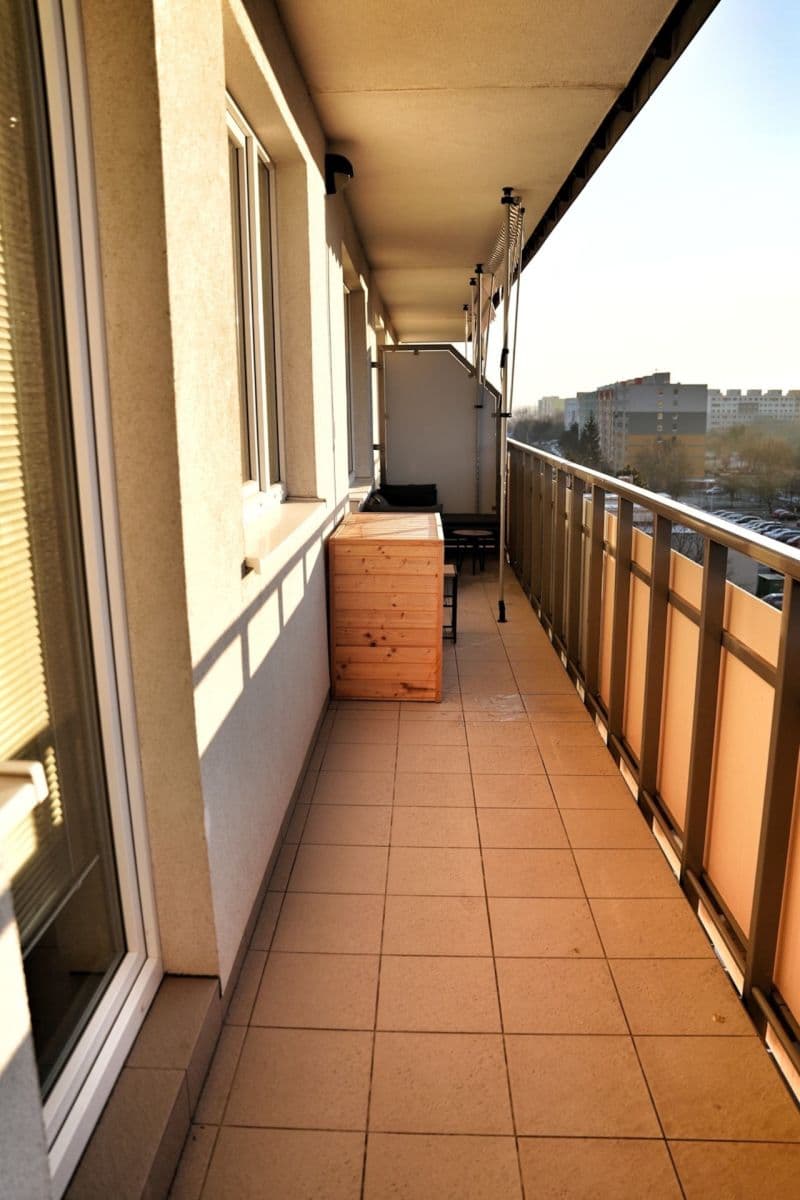1 bedroom with open-plan kitchen flat to rent, 68 m², Hornoměcholupská, Prague, Prague 1 bedroom with open-plan kitchen flat to rent, 68 m², Hornoměcholupská, Prague, Prague