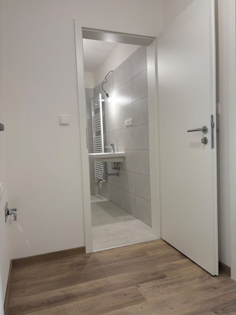 Studio flat to rent, 36 m², Kounická, Český Brod, Středočeský Region Studio flat to rent, 36 m², Kounická, Český Brod, Středočeský Region