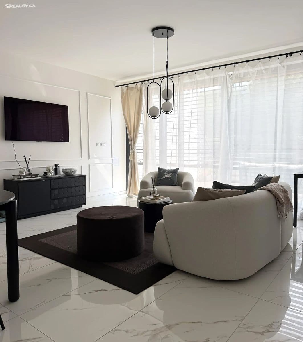 1 bedroom with open-plan kitchen flat for sale, 67 m², Jinonická, Prague, Prague 1 bedroom with open-plan kitchen flat for sale, 67 m², Jinonická, Prague, Prague