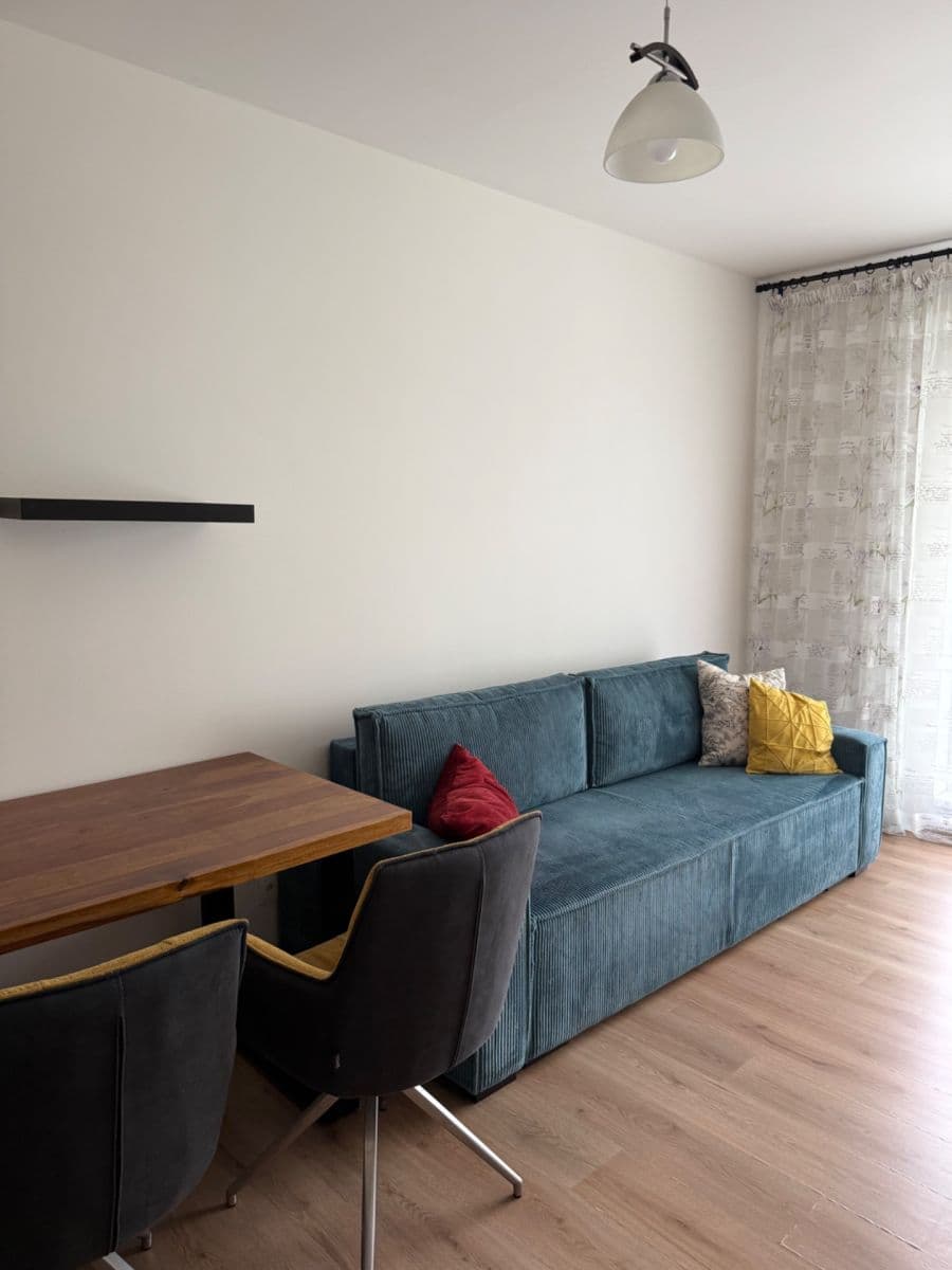 Studio flat to rent, 31 m², Nad Úžlabinou, Prague, Prague Studio flat to rent, 31 m², Nad Úžlabinou, Prague, Prague
