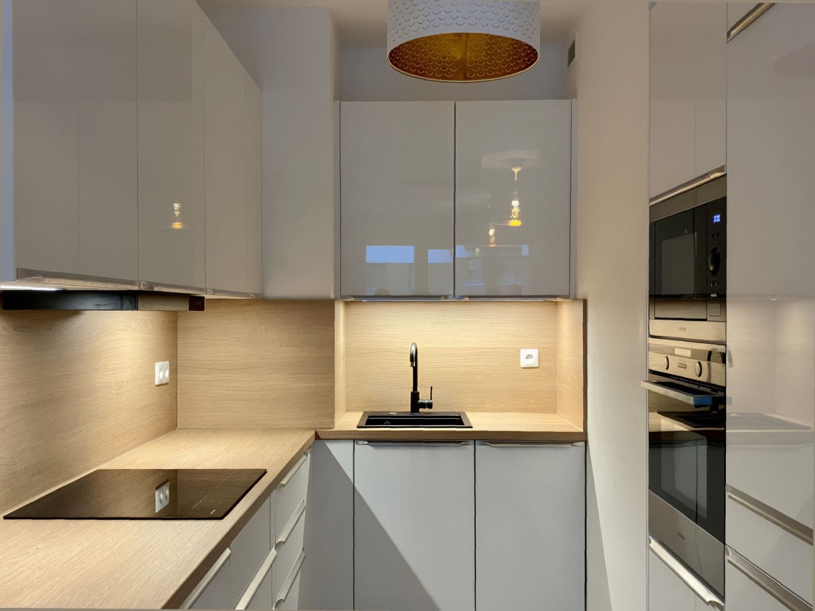 1 bedroom with open-plan kitchen flat to rent, 64 m², Do Zahrádek I, Prague, Prague 1 bedroom with open-plan kitchen flat to rent, 64 m², Do Zahrádek I, Prague, Prague