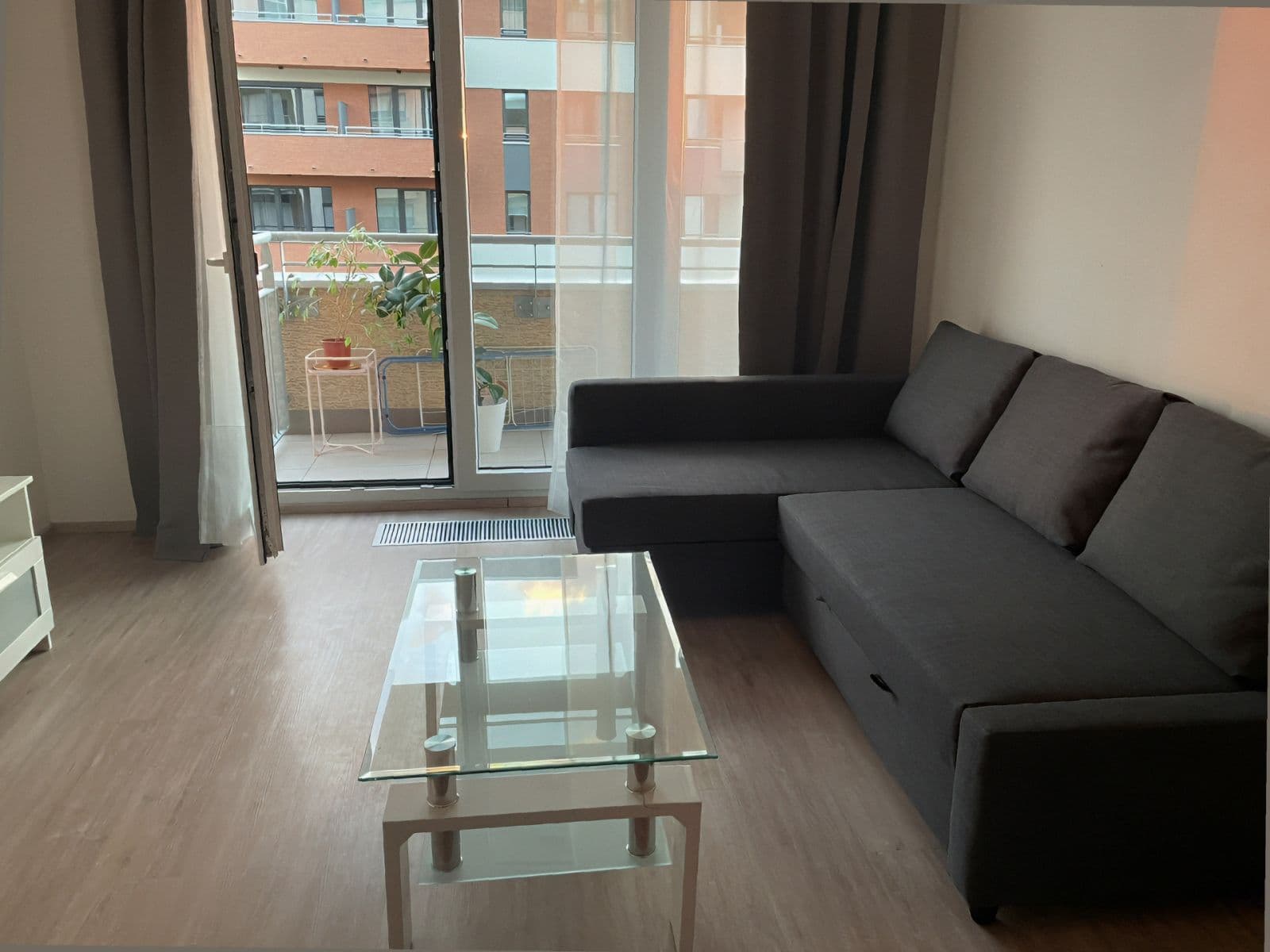 1 bedroom with open-plan kitchen flat to rent, 64 m², Do Zahrádek I, Prague, Prague 1 bedroom with open-plan kitchen flat to rent, 64 m², Do Zahrádek I, Prague, Prague