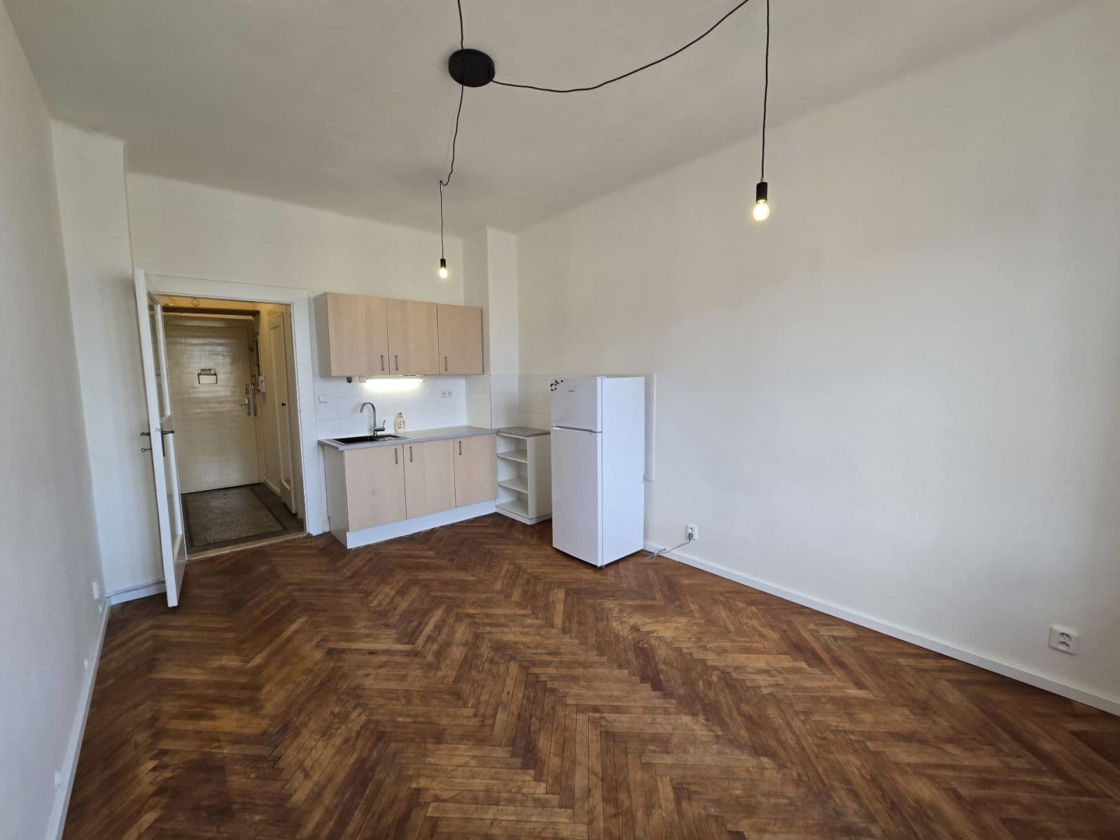 Small studio flat to rent, 22 m², Petra Rezka, Prague, Prague Small studio flat to rent, 22 m², Petra Rezka, Prague, Prague