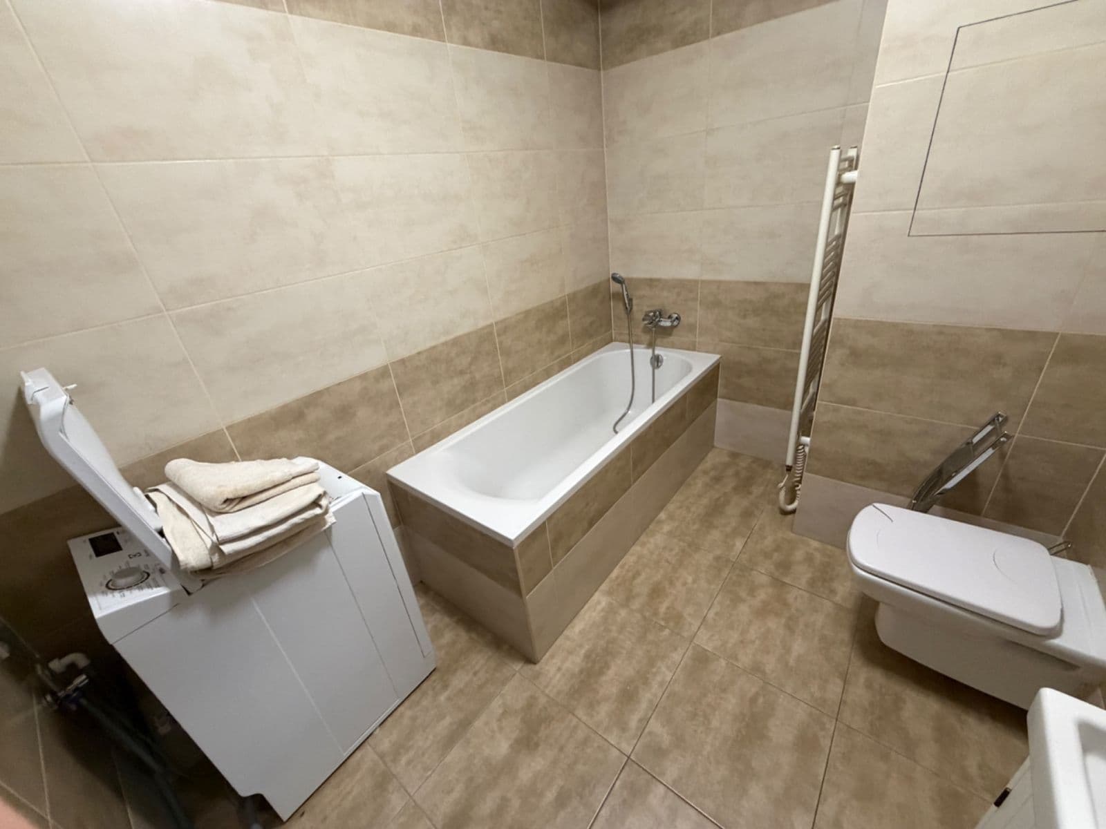 1 bedroom with open-plan kitchen flat to rent, 58 m², Mojmírova, Prague, Prague 1 bedroom with open-plan kitchen flat to rent, 58 m², Mojmírova, Prague, Prague