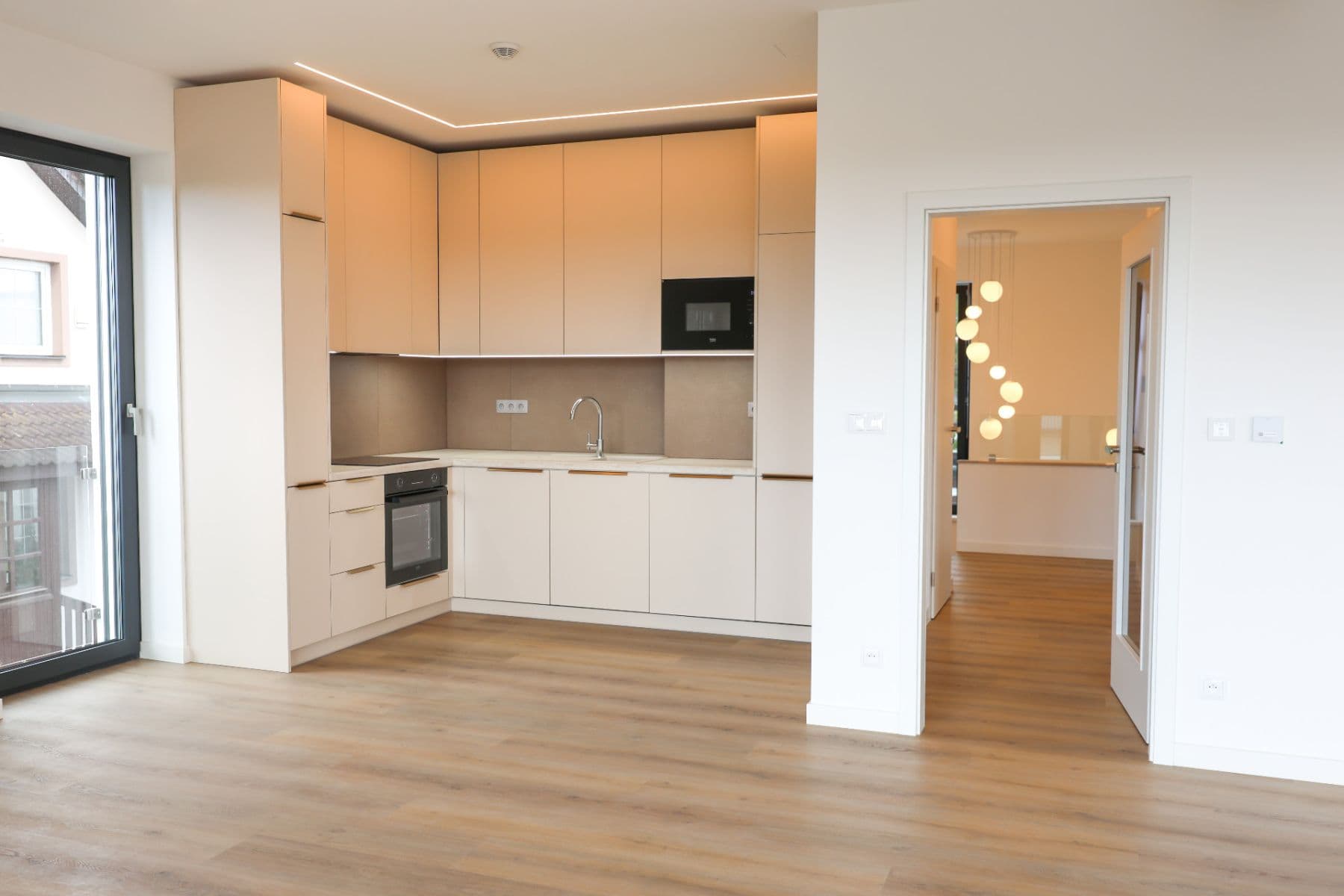 2 bedroom with open-plan kitchen flat to rent, 110 m², Na Vrchu, Prague, Prague 2 bedroom with open-plan kitchen flat to rent, 110 m², Na Vrchu, Prague, Prague