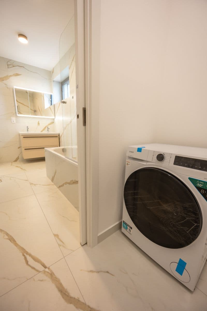 2 bedroom with open-plan kitchen flat to rent, 110 m², Na Vrchu, Prague, Prague 2 bedroom with open-plan kitchen flat to rent, 110 m², Na Vrchu, Prague, Prague
