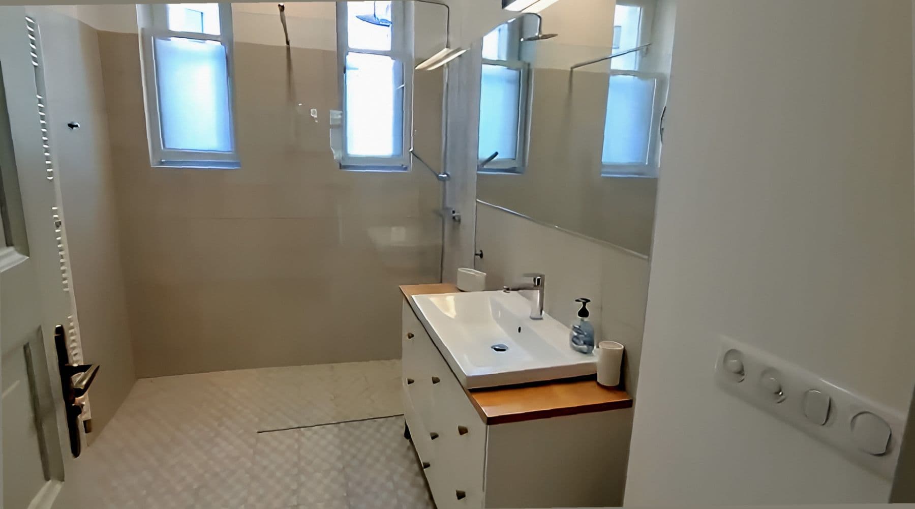 1 bedroom with open-plan kitchen flat to rent, 84 m², Valentinská, Prague, Prague 1 bedroom with open-plan kitchen flat to rent, 84 m², Valentinská, Prague, Prague