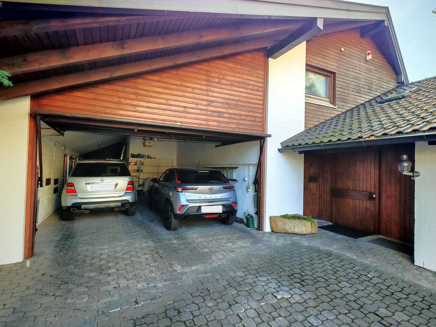 house for sale, 200 m², Seerosenstr. 1, Fürth, Bavaria house for sale, 200 m², Seerosenstr. 1, Fürth, Bavaria