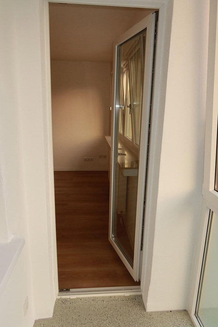 1 bedroom with open-plan kitchen flat to rent, 60 m², Essen, North Rhine-Westphalia 1 bedroom with open-plan kitchen flat to rent, 60 m², Essen, North Rhine-Westphalia