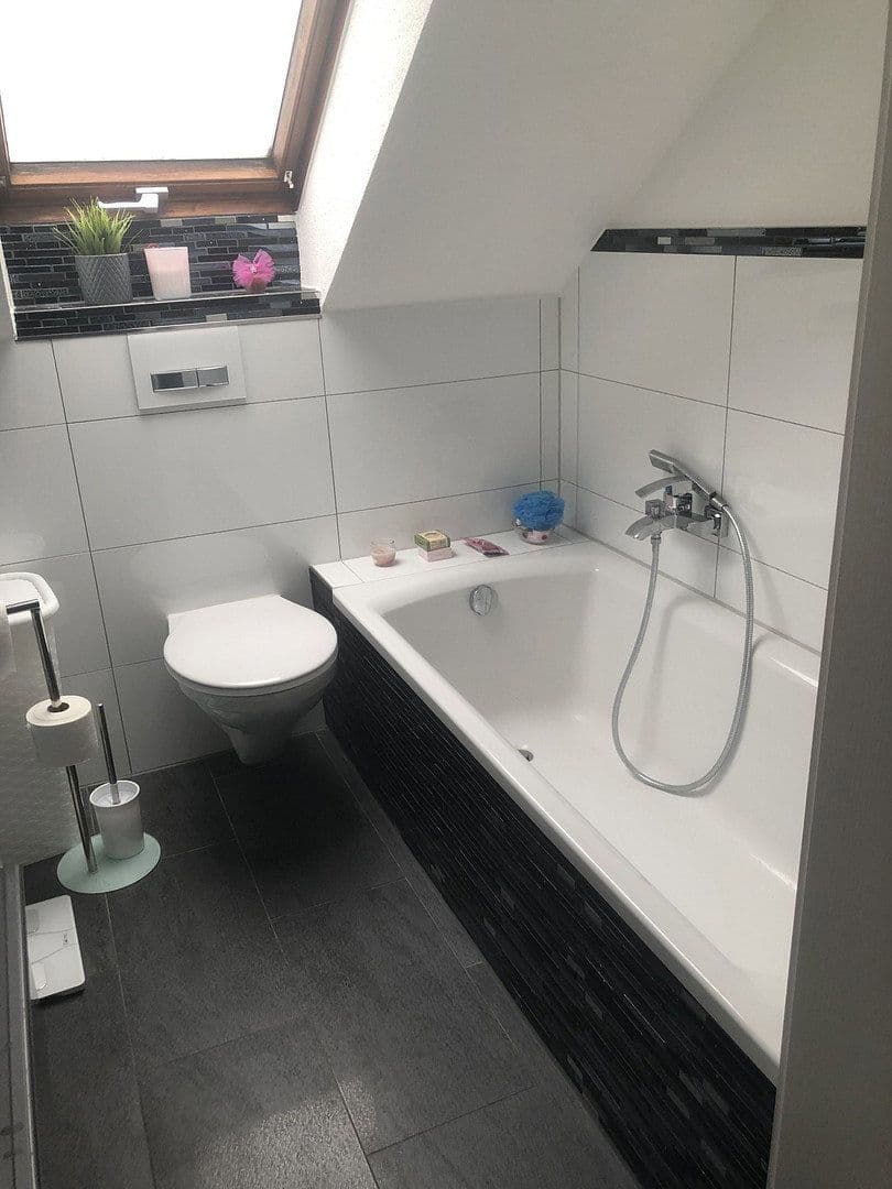 2 bedroom with open-plan kitchen flat for sale, 90 m², Gartenstraße 14,, Gundelsheim, Baden-Württemberg 2 bedroom with open-plan kitchen flat for sale, 90 m², Gartenstraße 14,, Gundelsheim, Baden-Württemberg