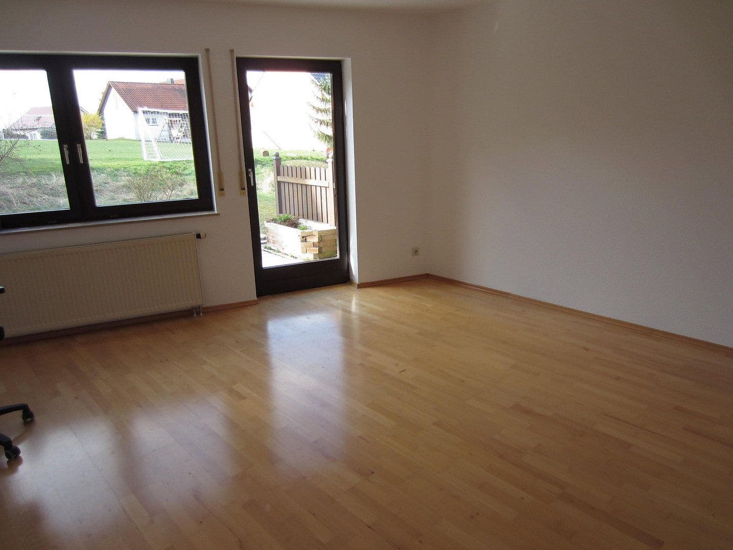 house for sale, 543 m², am Sportplatz 12, Gaukönigshofen, Bavaria house for sale, 543 m², am Sportplatz 12, Gaukönigshofen, Bavaria