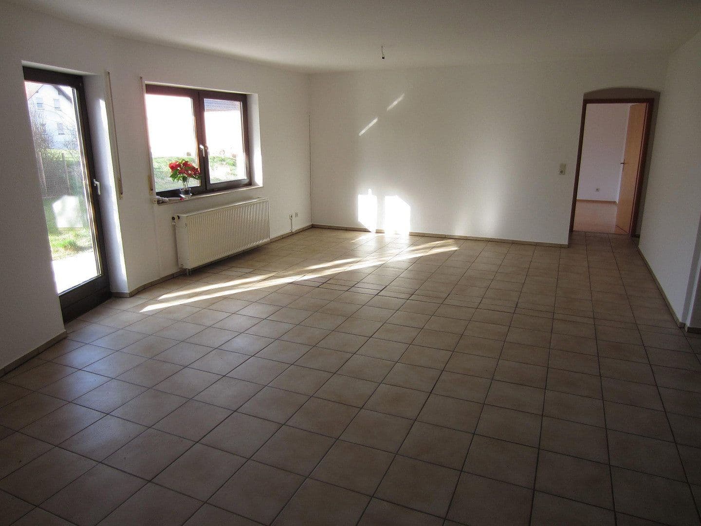 house for sale, 543 m², am Sportplatz 12, Gaukönigshofen, Bavaria house for sale, 543 m², am Sportplatz 12, Gaukönigshofen, Bavaria