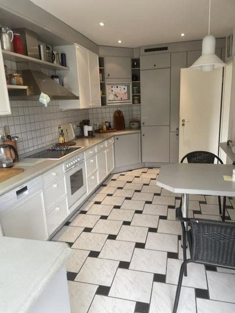 3 bedroom flat for sale, 130 m², Mönchengladbach, North Rhine-Westphalia 3 bedroom flat for sale, 130 m², Mönchengladbach, North Rhine-Westphalia