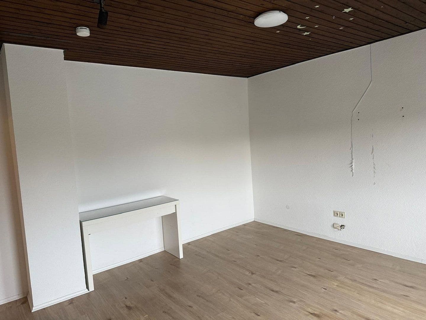 2 bedroom with open-plan kitchen flat to rent, 110 m², Dönhoffstr. 31, Solingen, North Rhine-Westphalia 2 bedroom with open-plan kitchen flat to rent, 110 m², Dönhoffstr. 31, Solingen, North Rhine-Westphalia