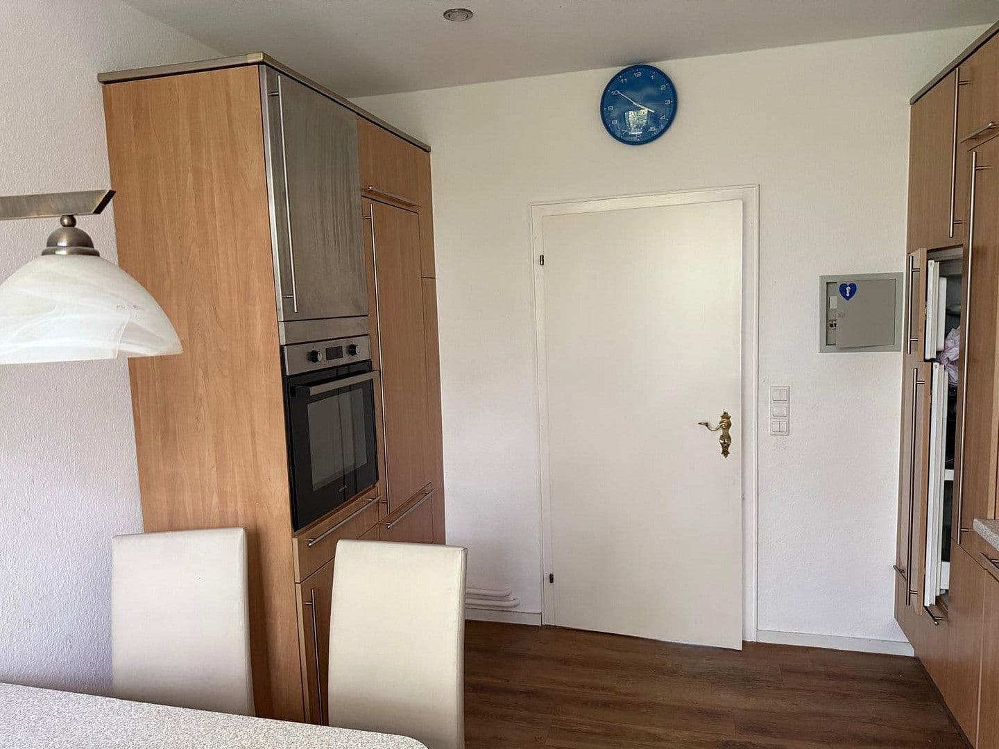 2 bedroom with open-plan kitchen flat to rent, 110 m², Dönhoffstr. 31, Solingen, North Rhine-Westphalia 2 bedroom with open-plan kitchen flat to rent, 110 m², Dönhoffstr. 31, Solingen, North Rhine-Westphalia