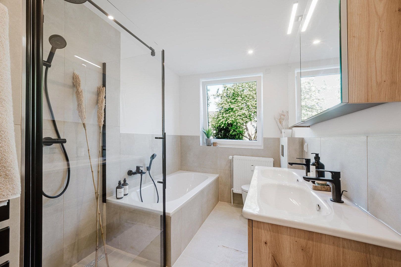 3 bedroom with open-plan kitchen flat for sale, 130 m², Espenweg 17a, Wolfsburg, Lower Saxony 3 bedroom with open-plan kitchen flat for sale, 130 m², Espenweg 17a, Wolfsburg, Lower Saxony