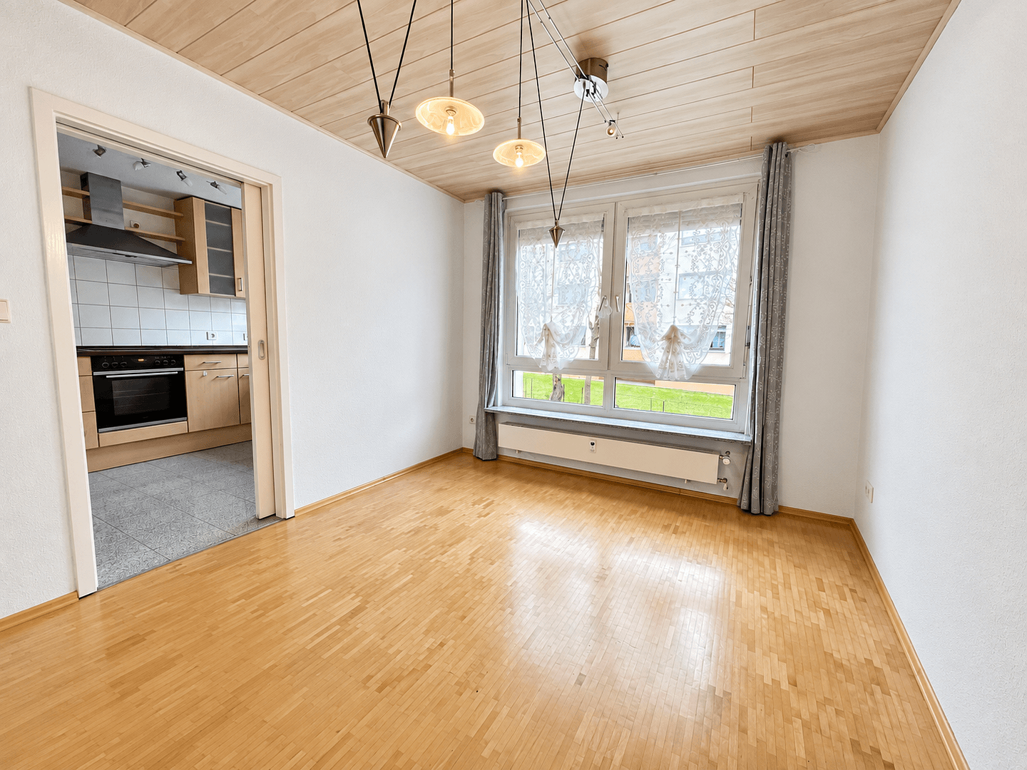 5 bedroom flat to rent, 112 m², Herzogenaurach, Bavaria 5 bedroom flat to rent, 112 m², Herzogenaurach, Bavaria