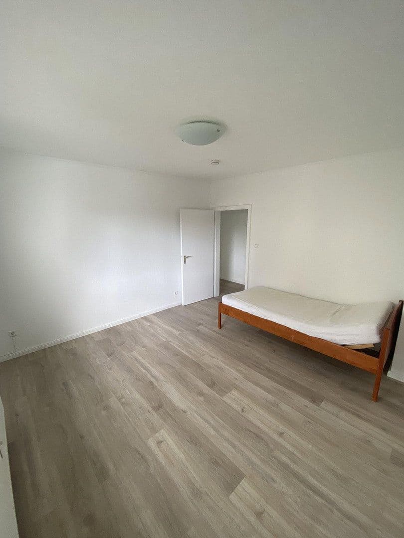 1 bedroom with open-plan kitchen flat to rent, 65 m², Kurfürstenstraße 20, Schwetzingen, Baden-Württemberg 1 bedroom with open-plan kitchen flat to rent, 65 m², Kurfürstenstraße 20, Schwetzingen, Baden-Württemberg