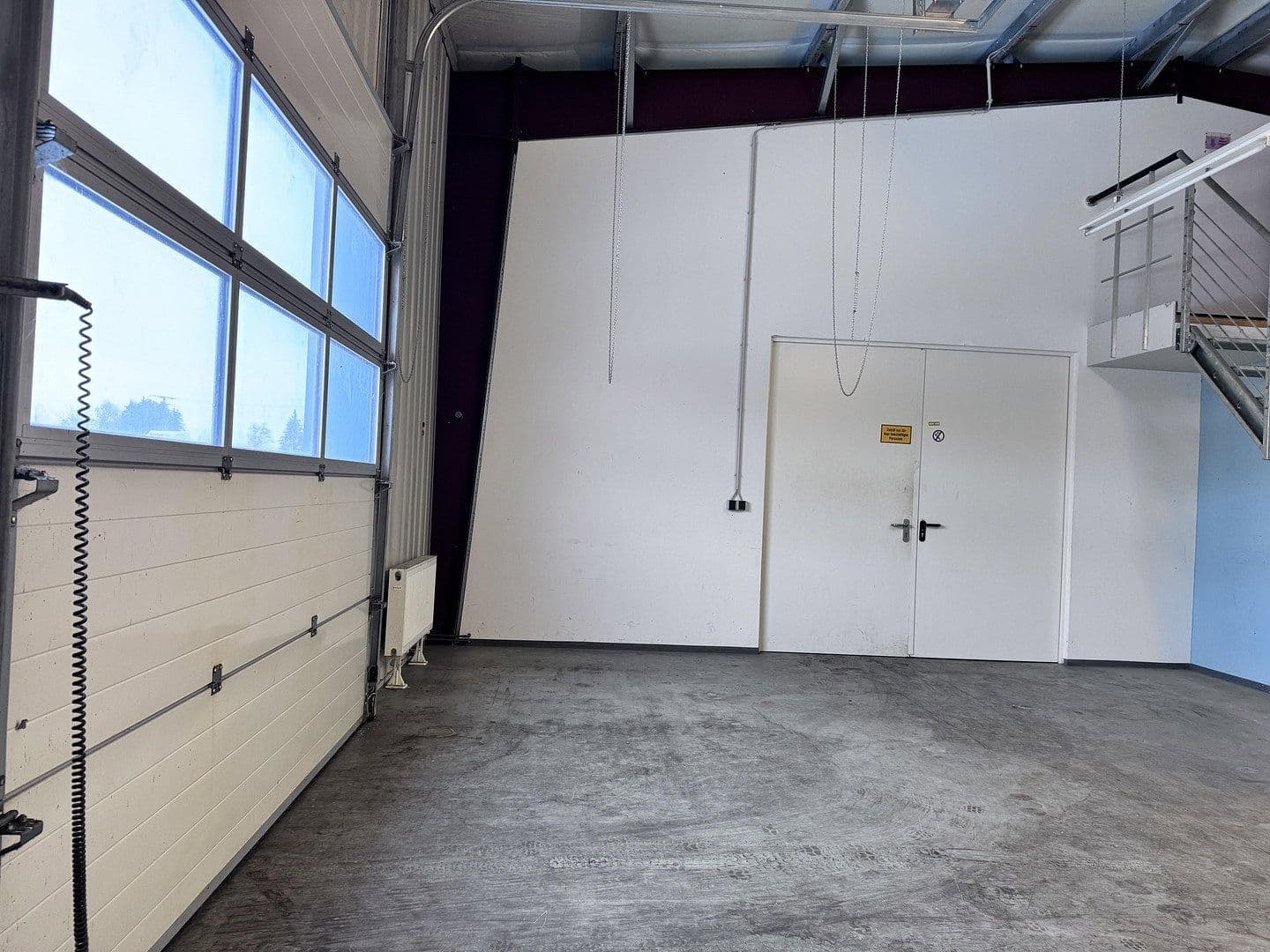 non-residential property to rent, 183 m², Thiendorf, Saxony non-residential property to rent, 183 m², Thiendorf, Saxony