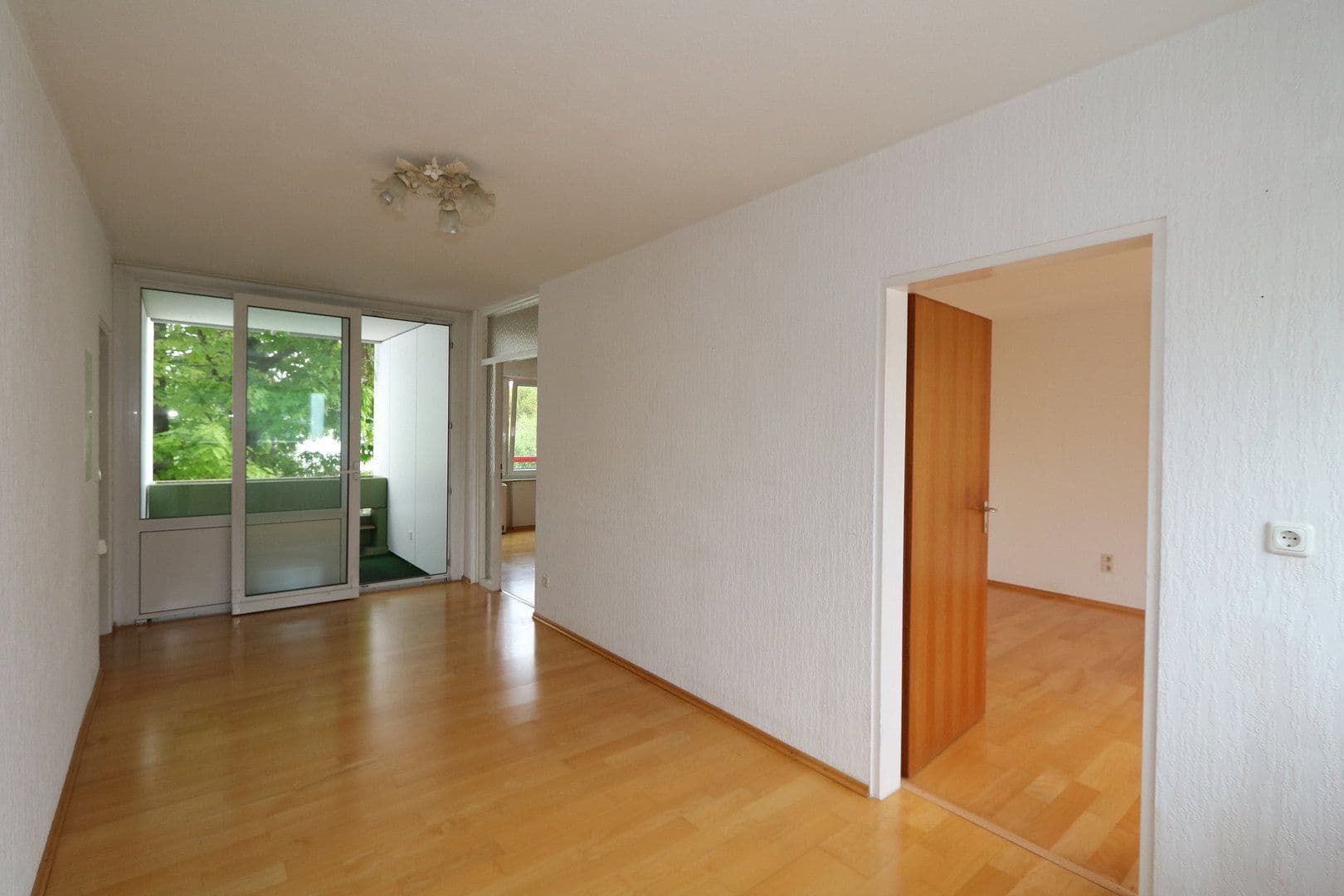 3 bedroom with open-plan kitchen flat for sale, 90 m², Gräfelfinger Str., München, Bavaria 3 bedroom with open-plan kitchen flat for sale, 90 m², Gräfelfinger Str., München, Bavaria