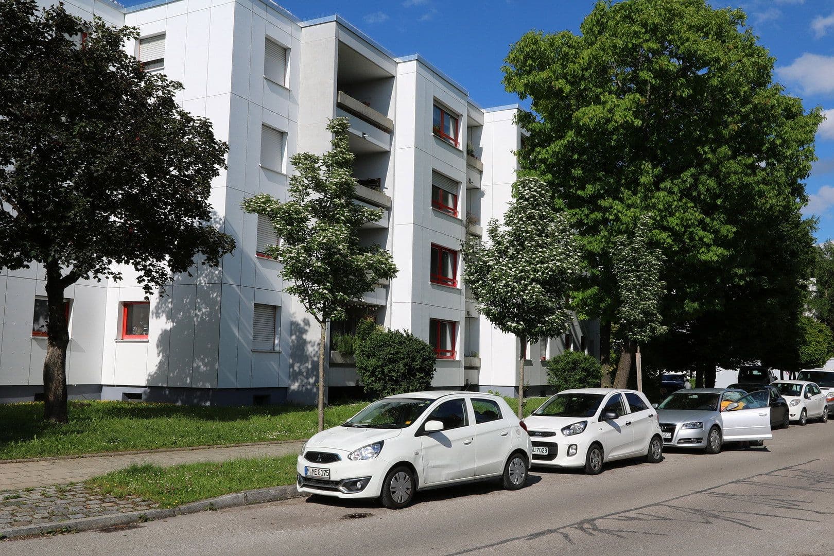 3 bedroom with open-plan kitchen flat for sale, 90 m², Gräfelfinger Str., München, Bavaria 3 bedroom with open-plan kitchen flat for sale, 90 m², Gräfelfinger Str., München, Bavaria