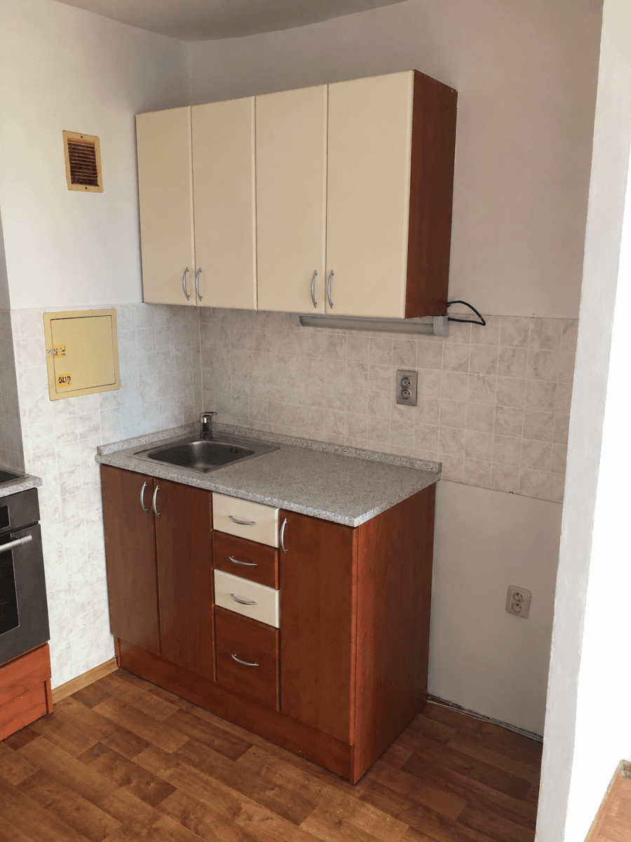 1 bedroom with open-plan kitchen flat for sale, 40 m², Holandská, Kladno, Středočeský Region 1 bedroom with open-plan kitchen flat for sale, 40 m², Holandská, Kladno, Středočeský Region