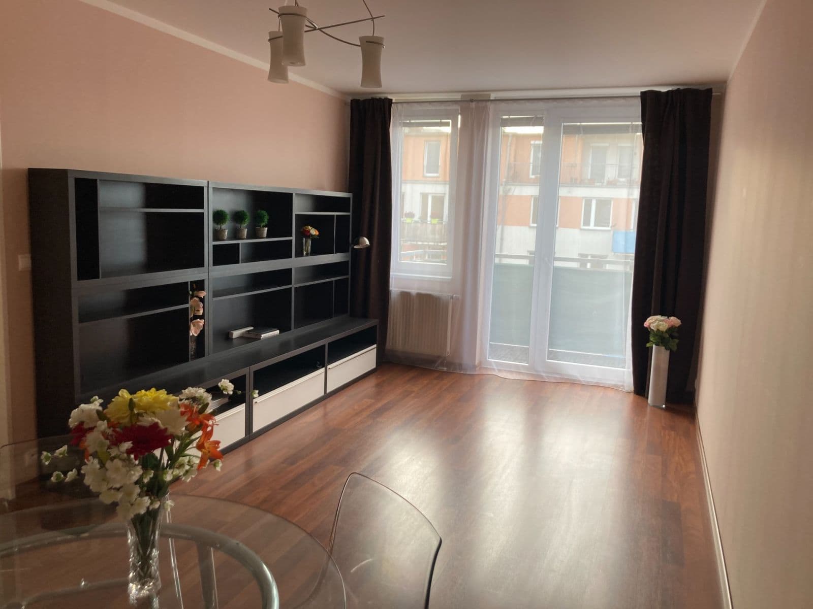 1 bedroom with open-plan kitchen flat to rent, 52 m², Zlonická, Prague, Prague 1 bedroom with open-plan kitchen flat to rent, 52 m², Zlonická, Prague, Prague