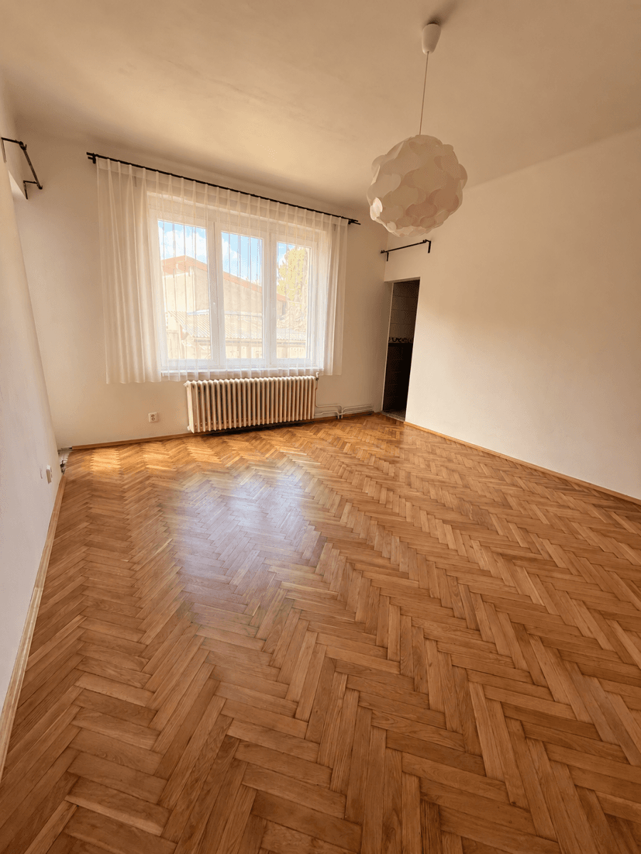 4 bedroom flat to rent, 95 m², Bedřicha Smetany, Český Brod, Středočeský Region 4 bedroom flat to rent, 95 m², Bedřicha Smetany, Český Brod, Středočeský Region