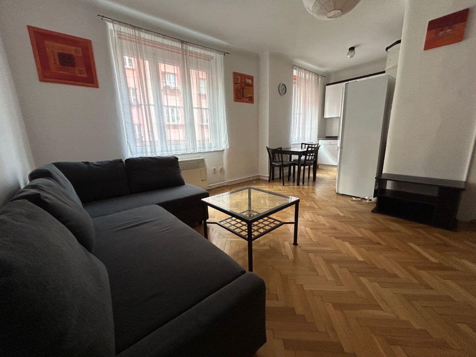 1 bedroom with open-plan kitchen flat to rent, 60 m², U Průhonu, Prague, Prague 1 bedroom with open-plan kitchen flat to rent, 60 m², U Průhonu, Prague, Prague
