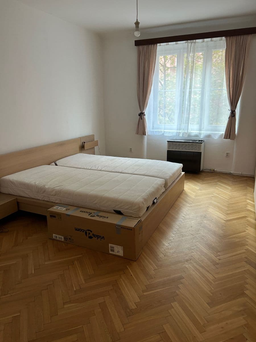 1 bedroom with open-plan kitchen flat to rent, 60 m², U Průhonu, Prague, Prague 1 bedroom with open-plan kitchen flat to rent, 60 m², U Průhonu, Prague, Prague