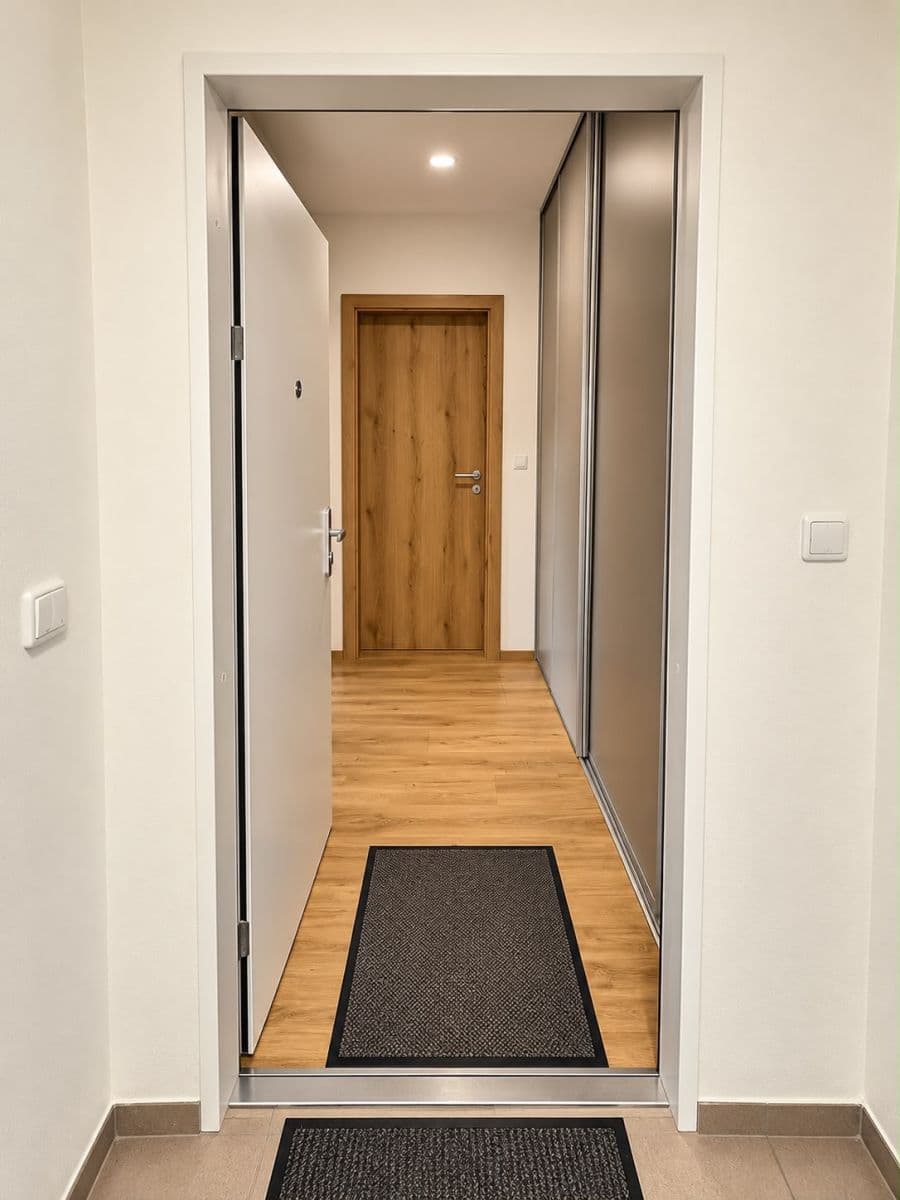 Studio flat for sale, 32 m², Pod Hradem I, Zlín, Zlínský Region Studio flat for sale, 32 m², Pod Hradem I, Zlín, Zlínský Region